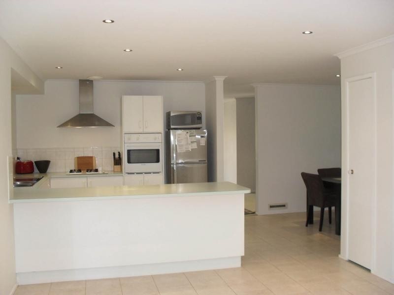 43 Joyce Street, Cranbourne West VIC 3977