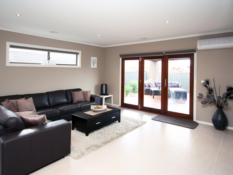 Cranbourne North VIC 3977