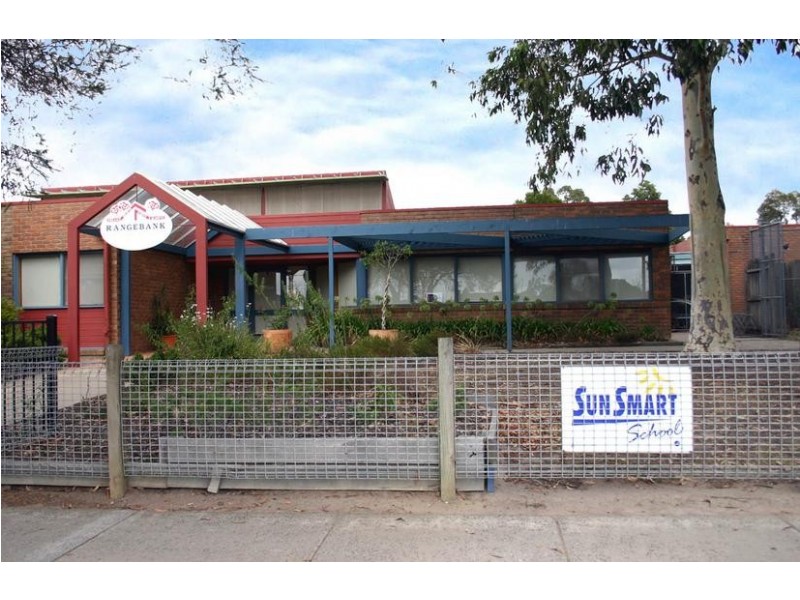 43 Toirram Crescent, Cranbourne North VIC 3977