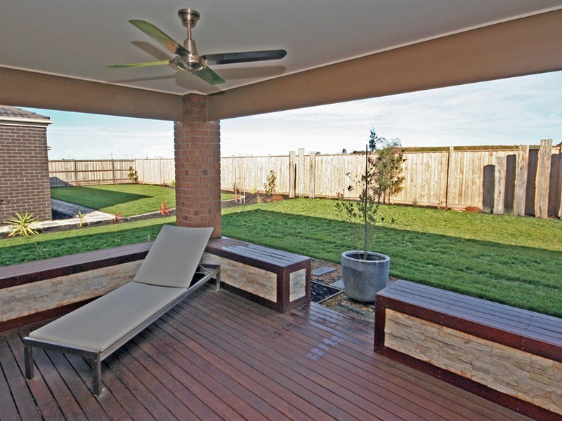 Cranbourne North VIC 3977