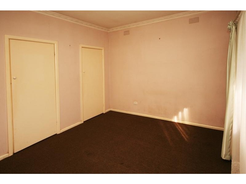 2 Scott Street, Cranbourne VIC 3977