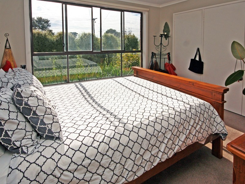 2/16 Lecky Street, Cranbourne VIC 3977