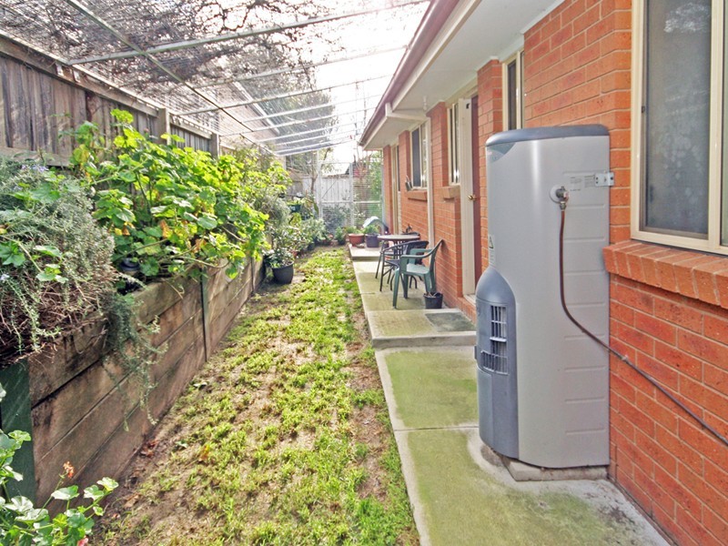 2/6 Shannon Place, Langwarrin VIC 3910