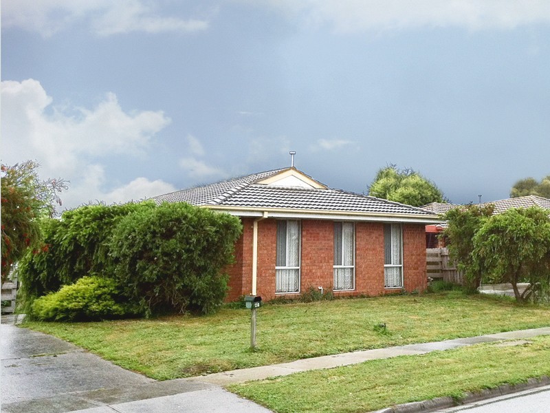 61 Willora Crescent, Cranbourne West VIC 3977