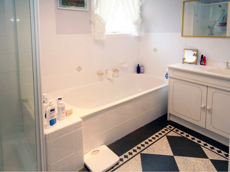 1 Spring Road, Junction Village VIC 3977