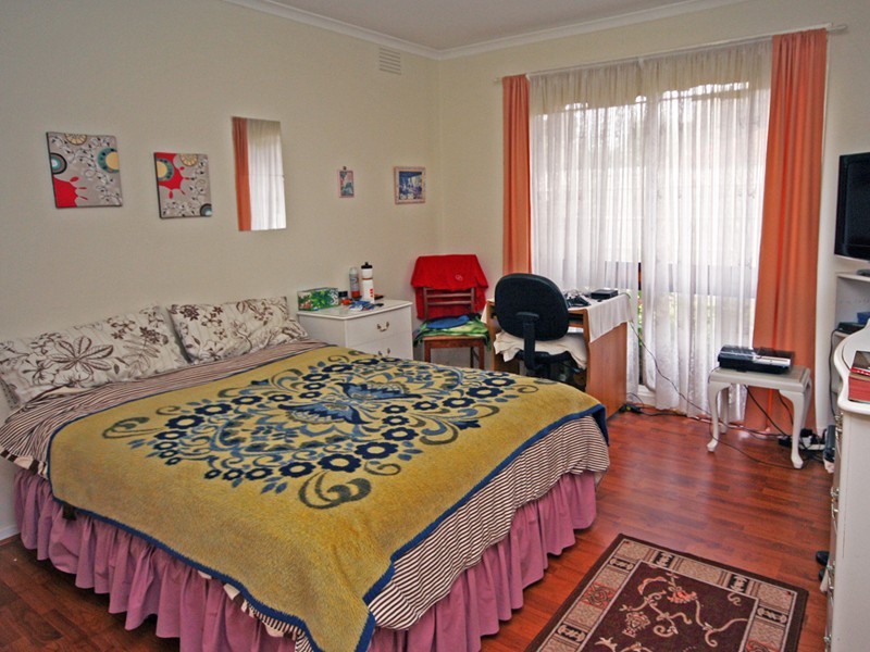 Cranbourne VIC 3977