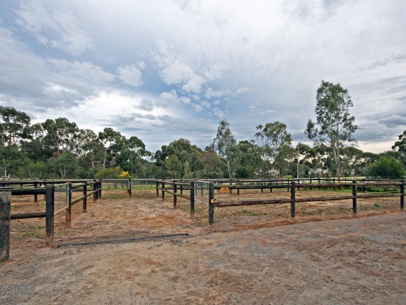 1 Laurie Cleary Lane, Cranbourne VIC 3977