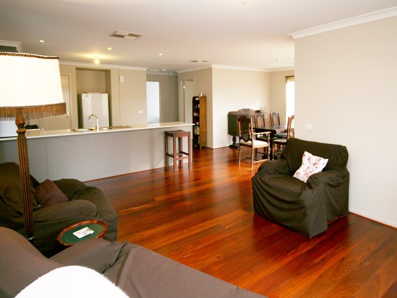 Cranbourne East VIC 3977