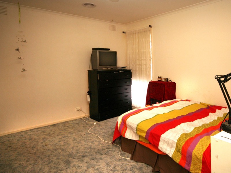Cranbourne VIC 3977