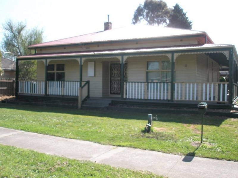 11 William Street, Cranbourne VIC 3977