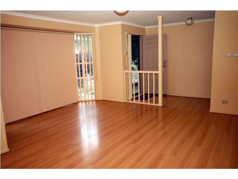 19 Hoysted Avenue, Cranbourne North VIC 3977