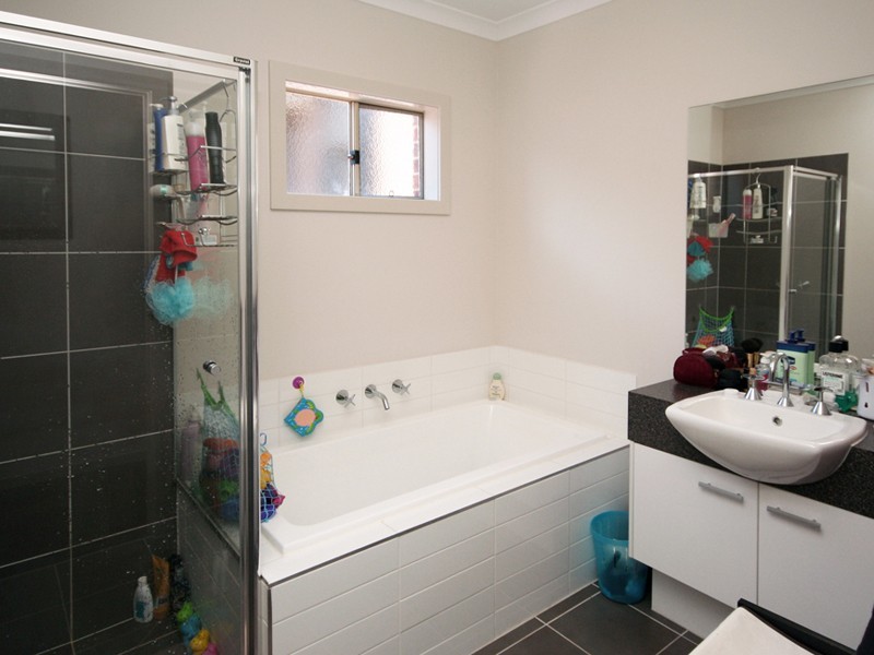 Cranbourne North VIC 3977