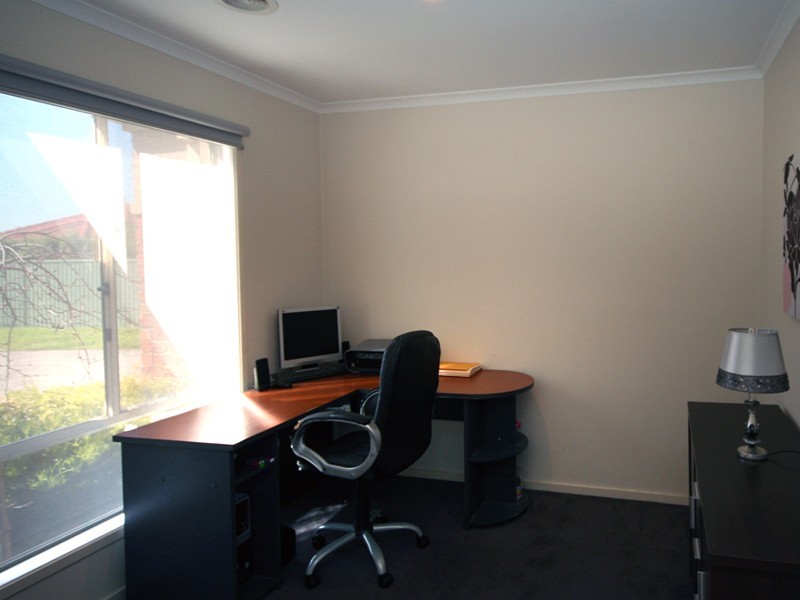 Cranbourne East VIC 3977