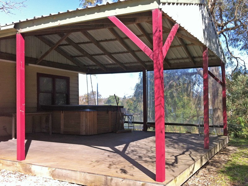 3260 South Gippsland Highway, Tooradin VIC 3980