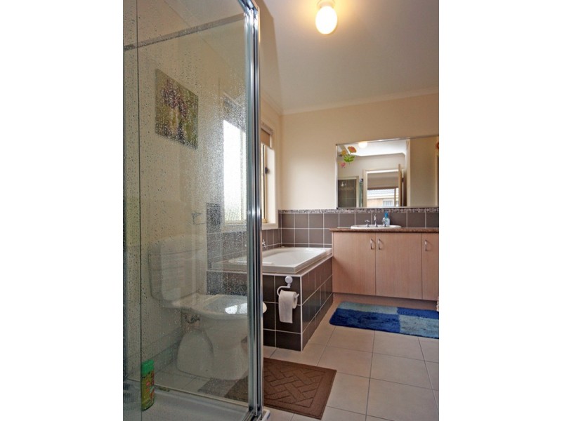 Cranbourne West VIC 3977