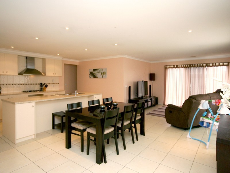 Cranbourne East VIC 3977