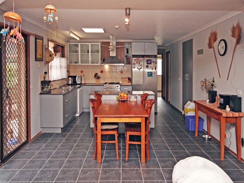 Cranbourne North VIC 3977