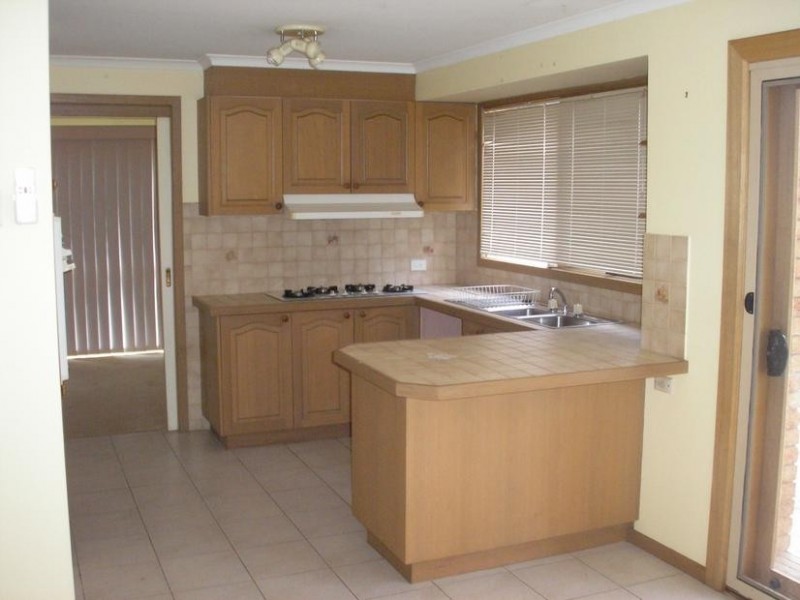 88 Courtenay Avenue, Cranbourne North VIC 3977