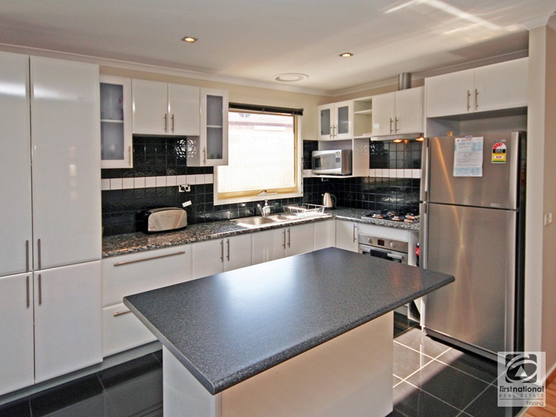 5a Greenacres Court, Langwarrin VIC 3910