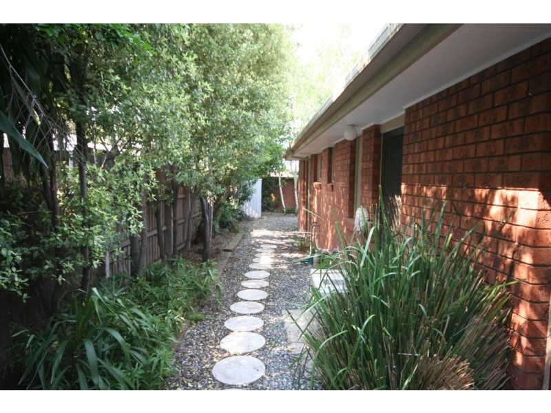 Cranbourne North VIC 3977