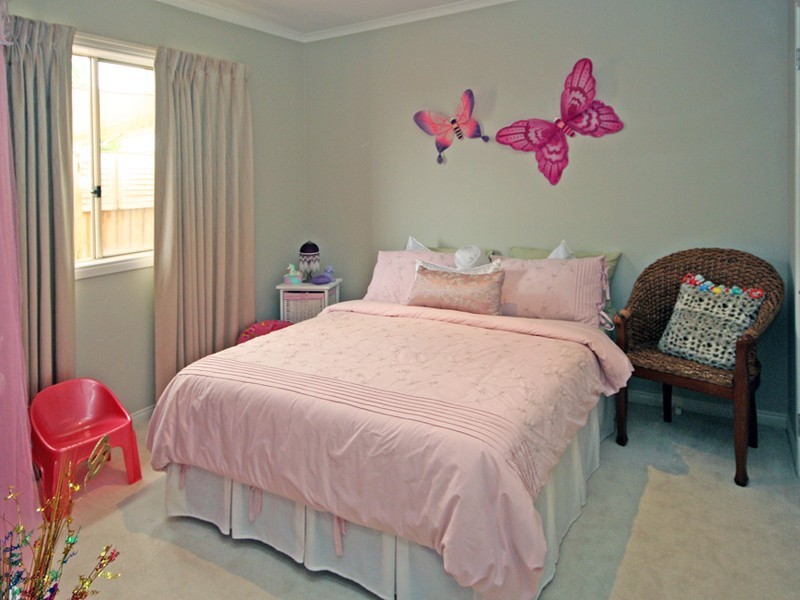 61 Thunderbolt Drive, Cranbourne East VIC 3977