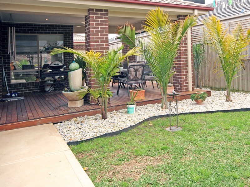 61 Thunderbolt Drive, Cranbourne East VIC 3977