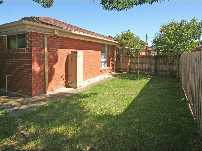 3/6 Alexander Street, Cranbourne VIC 3977