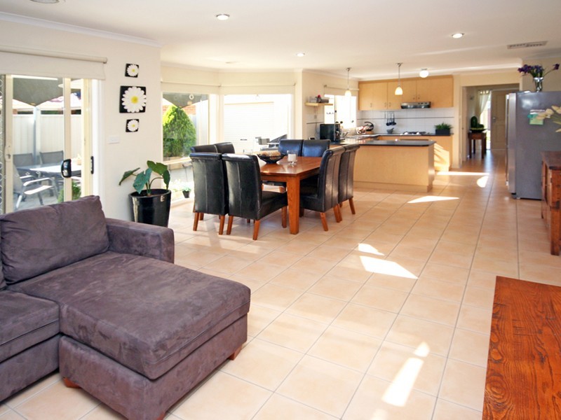 Cranbourne West VIC 3977