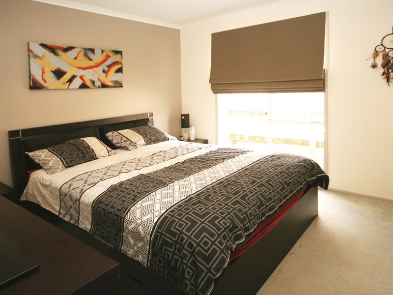 Cranbourne North VIC 3977