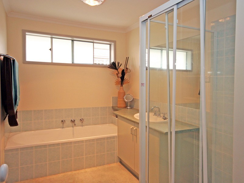 Cranbourne North VIC 3977