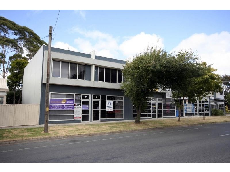 B/182 Sladen Street, Cranbourne VIC 3977