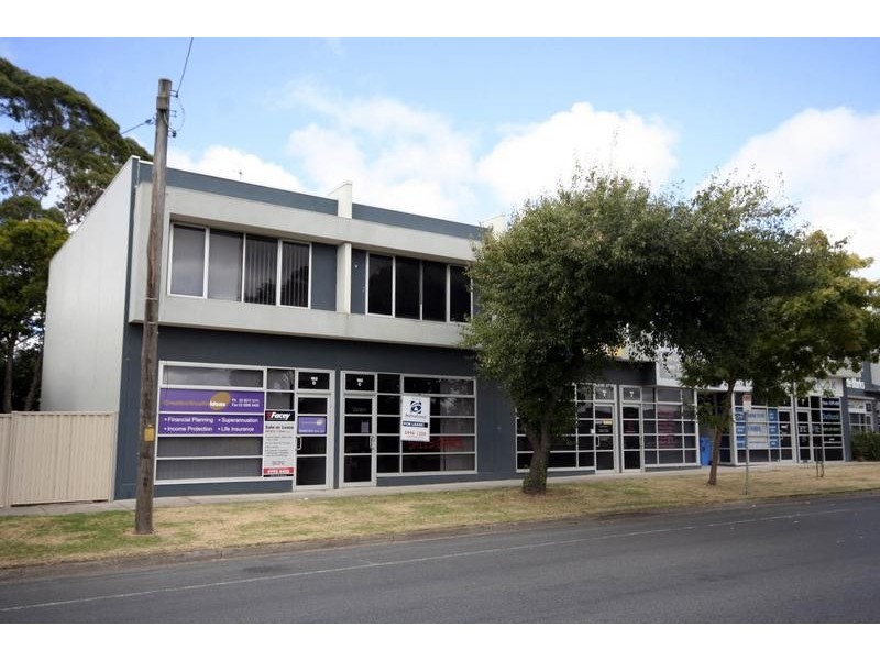 B/182 Sladen Street, Cranbourne VIC 3977