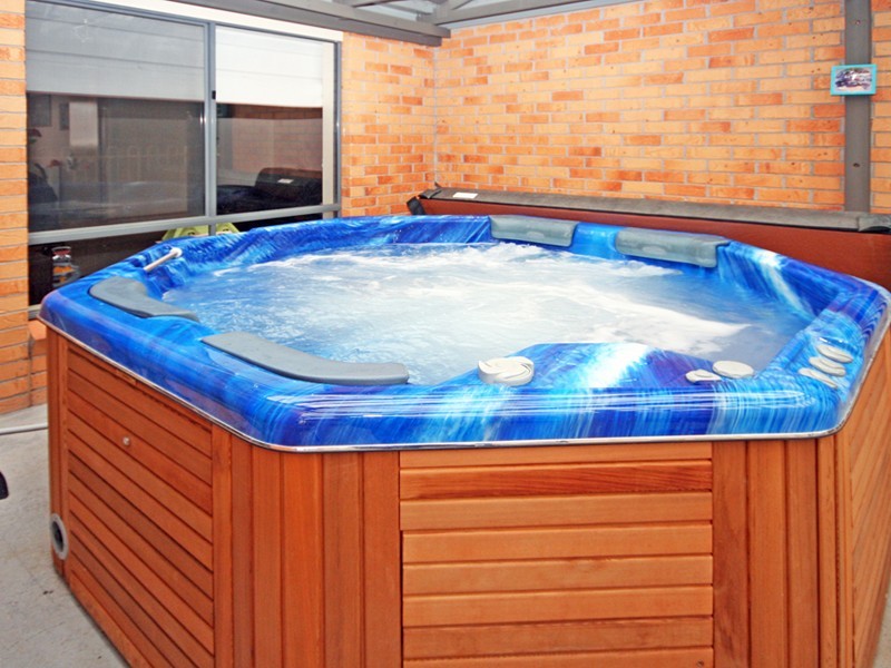 Cranbourne VIC 3977