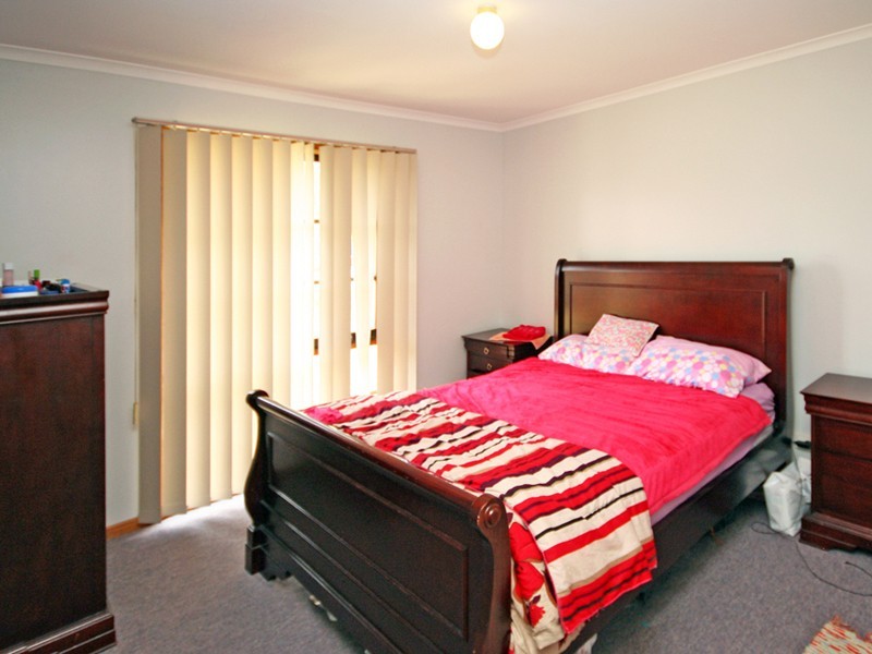 Cranbourne North VIC 3977