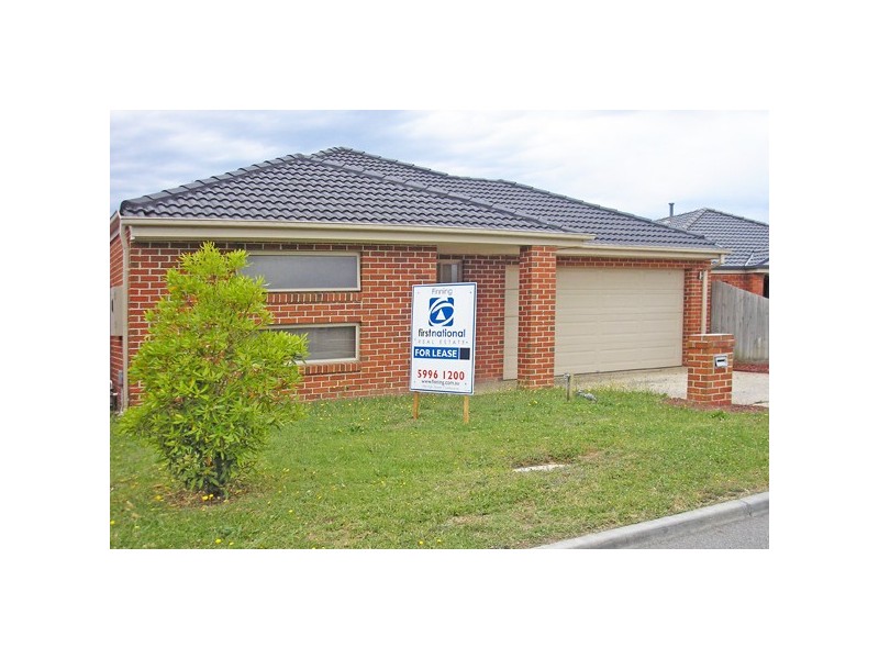 5 Matilda Court, Lynbrook VIC 3975