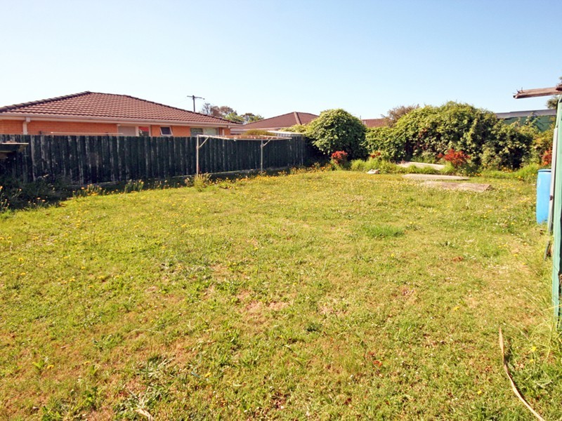 Cranbourne VIC 3977