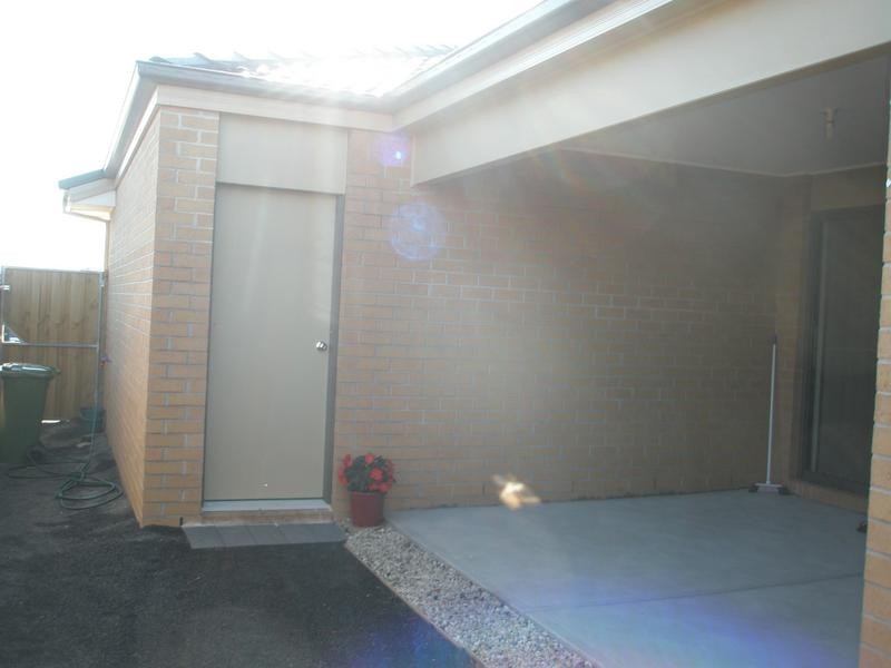 15 Thunderbolt Drive, Cranbourne East VIC 3977
