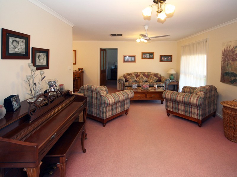 Cranbourne North VIC 3977