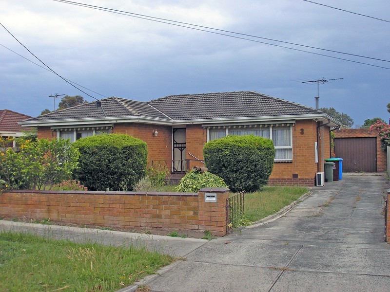 3 Harry Street, Cranbourne VIC 3977