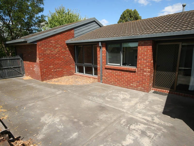 Cranbourne North VIC 3977