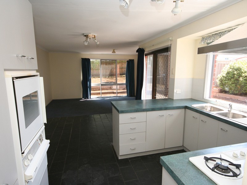 Cranbourne North VIC 3977