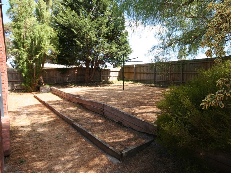 Cranbourne North VIC 3977