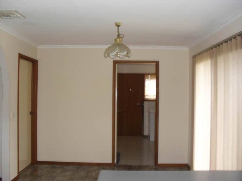 3 Adam Court, Cranbourne West VIC 3977