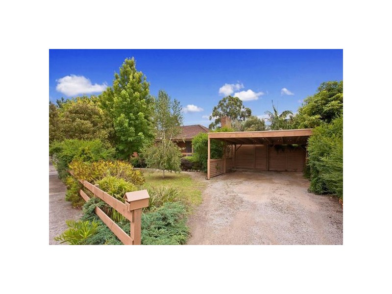 9 Chatswood Avenue, Langwarrin VIC 3910