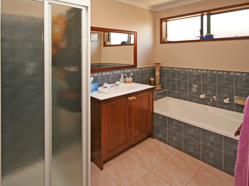 Cranbourne West VIC 3977