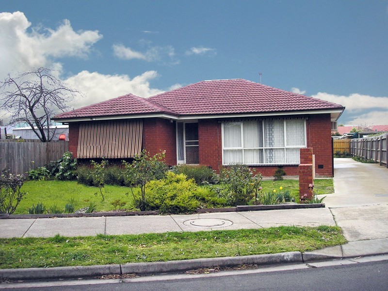 1A Averne Street, Cranbourne VIC 3977