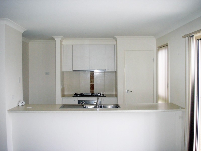 25 Gatehouse Parade, Cranbourne East VIC 3977