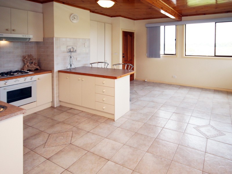 174 Craig Road, Devon Meadows VIC 3977