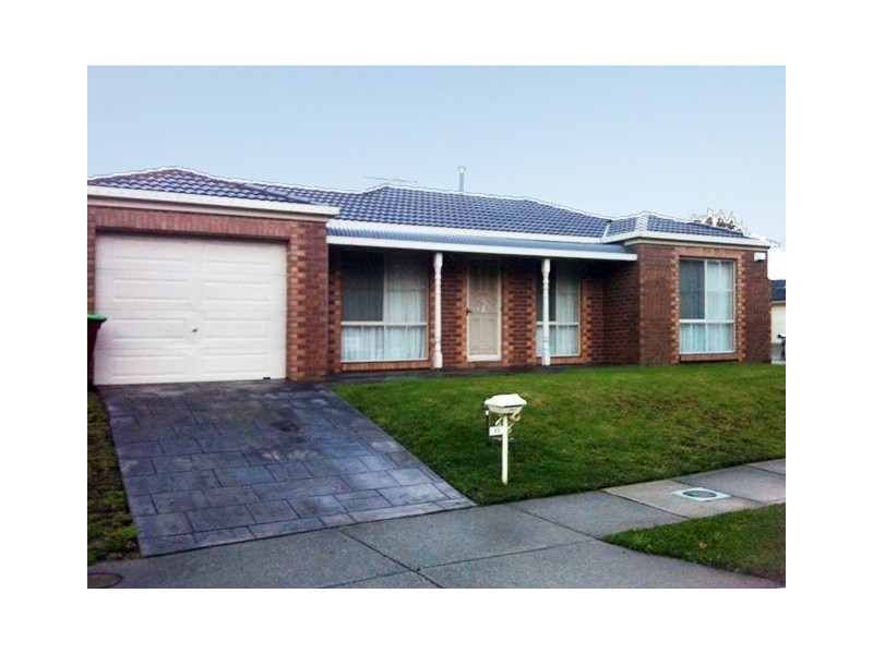 45 Miralie Way, Cranbourne VIC 3977
