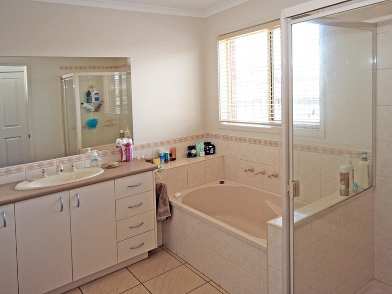 Cranbourne West VIC 3977